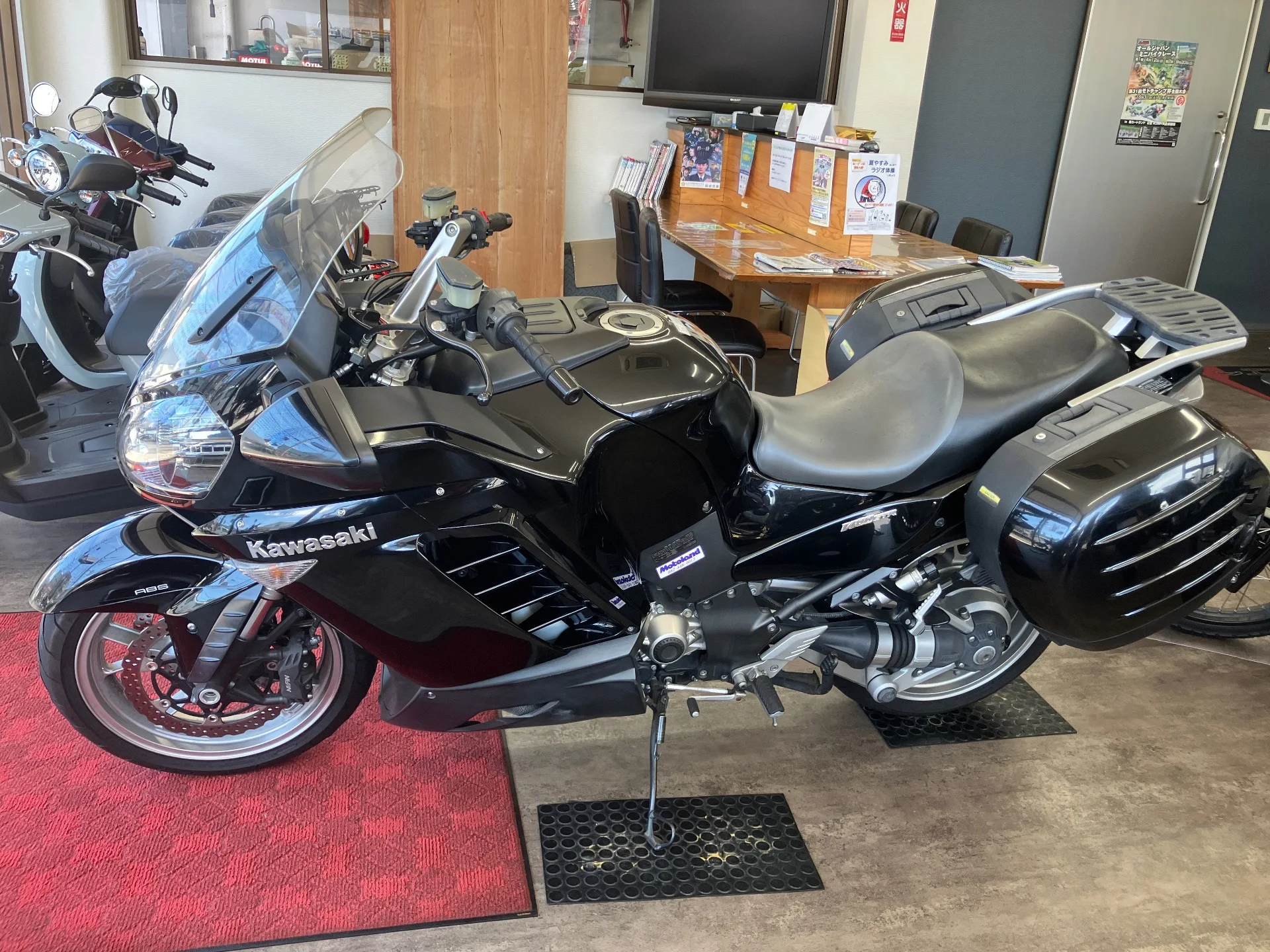 Kawasaki 1400GTR с аукциона AUCNET, кадр 2