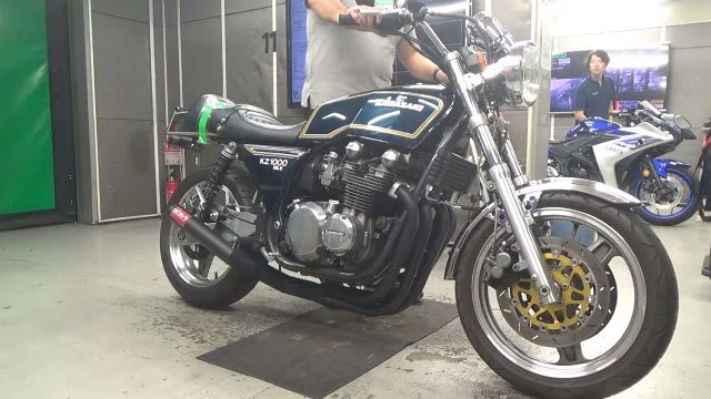 Kawasaki ZEPHYR750 с аукциона BDS, кадр 1