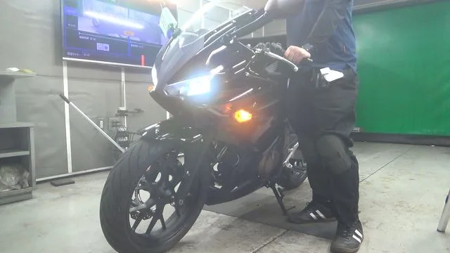 Honda CBR400R ABS с аукциона BDS, кадр 2