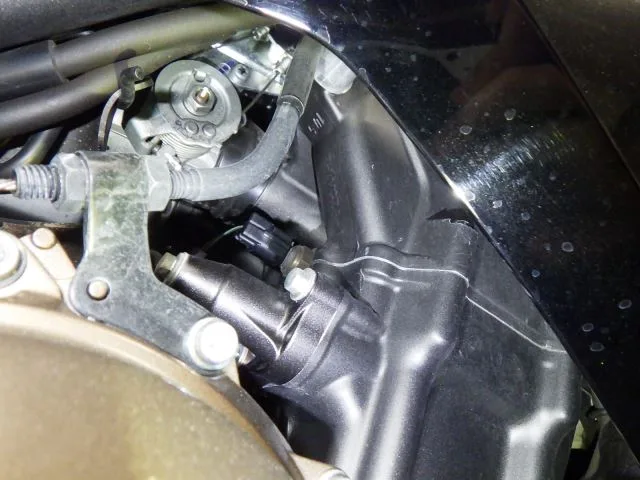 Honda CBR400R ABS с аукциона BDS, кадр 3