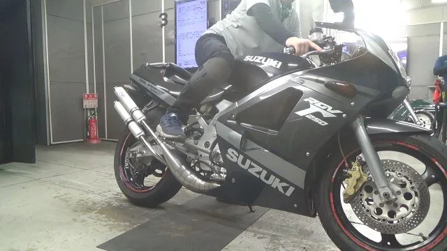Suzuki RGV250  года из Японии