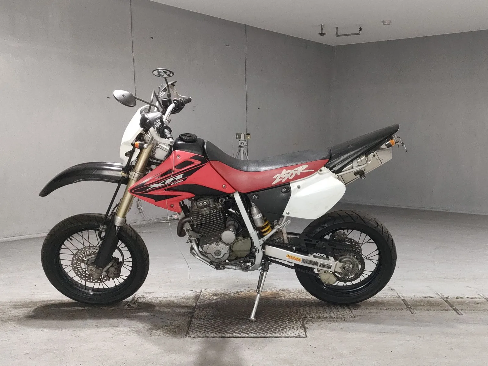 Honda XR250 MOTARD с аукциона JBA, кадр 2