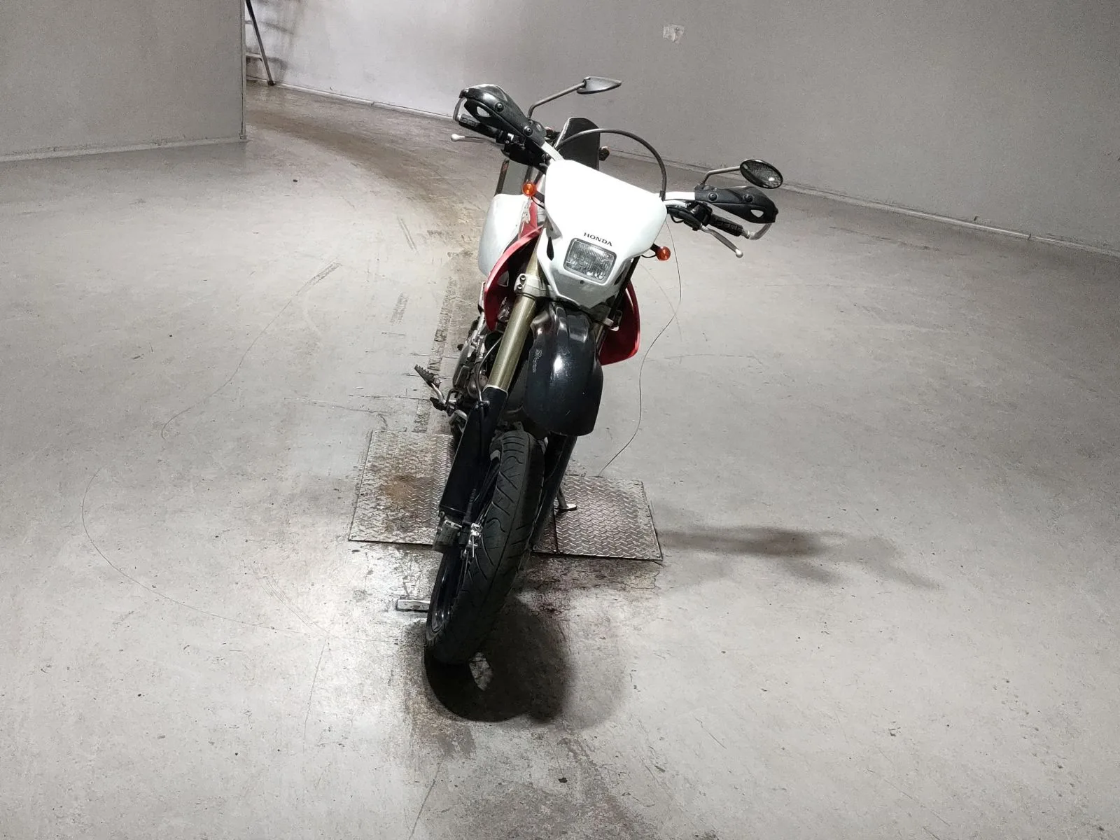 Honda XR250 MOTARD с аукциона JBA, кадр 3