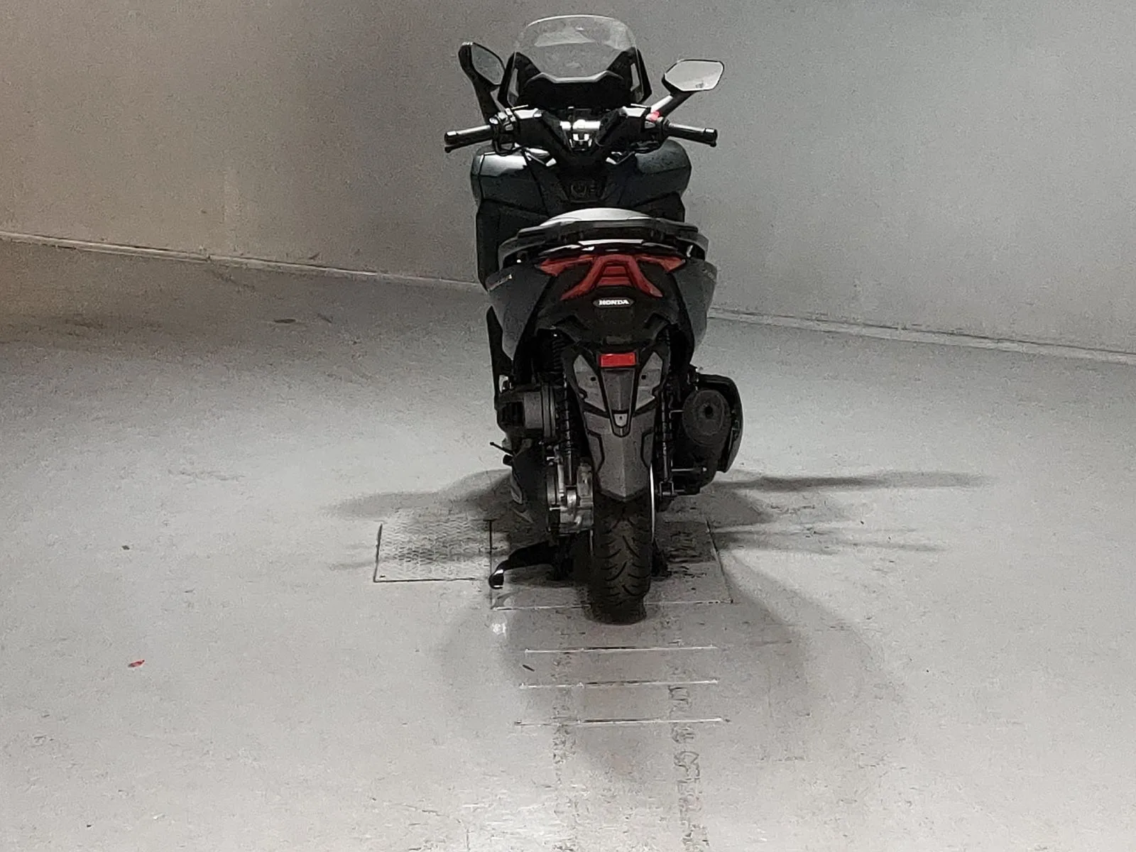 Honda FORZA с аукциона JBA, кадр 4