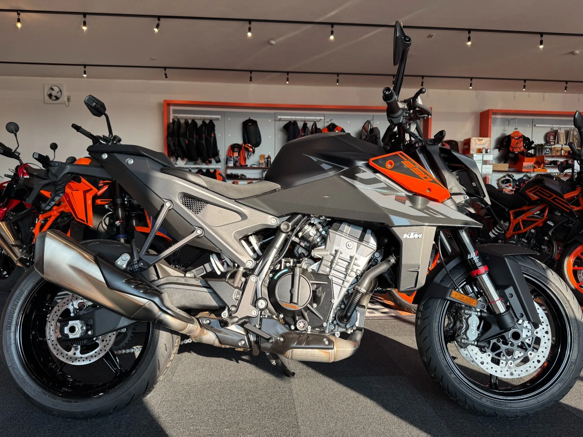 KTM 990DUKE с аукциона AUCNET, кадр 1