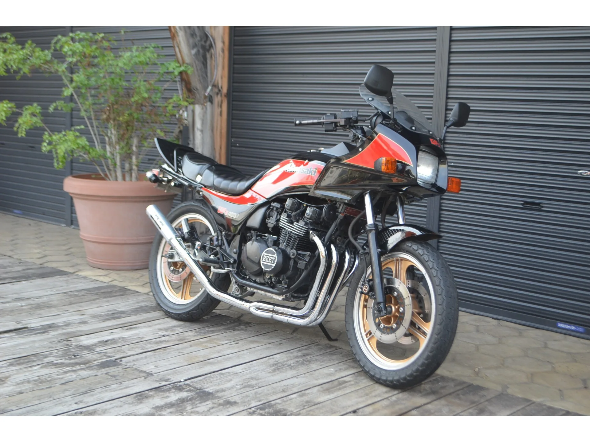 Kawasaki GPZ400F 1983 года из Японии