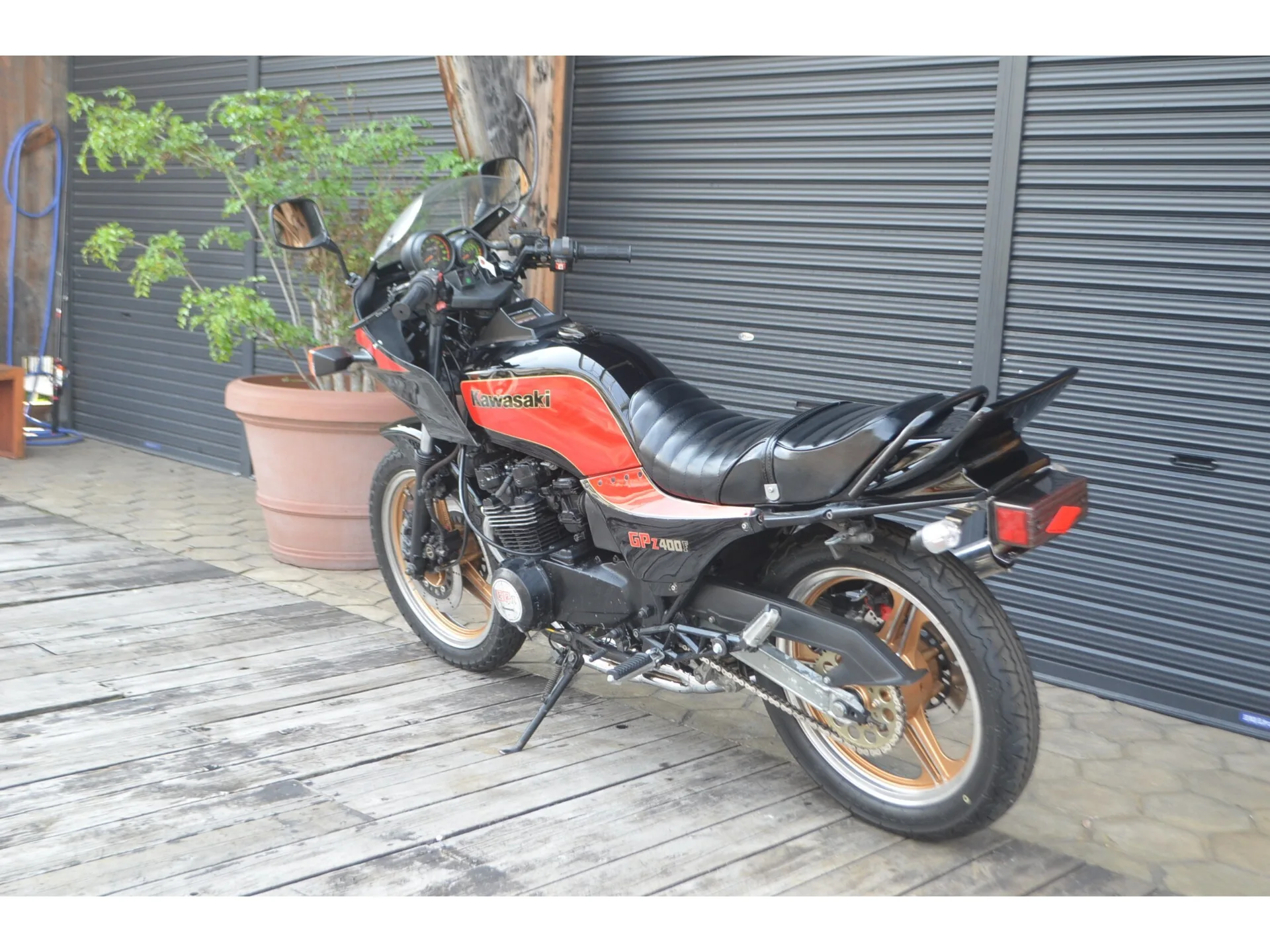Kawasaki GPZ400F с аукциона AUCNET, кадр 6