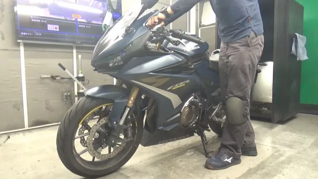 Honda CBR400R с аукциона BDS, кадр 2