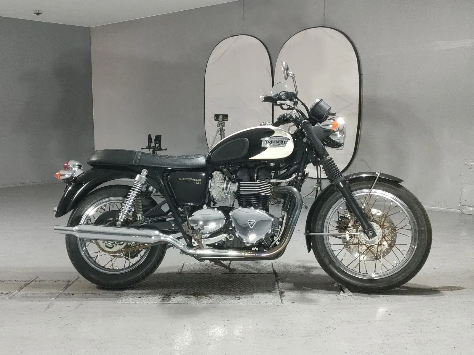 Triumph T100 BONNEVILLE с аукциона JBA, кадр 1