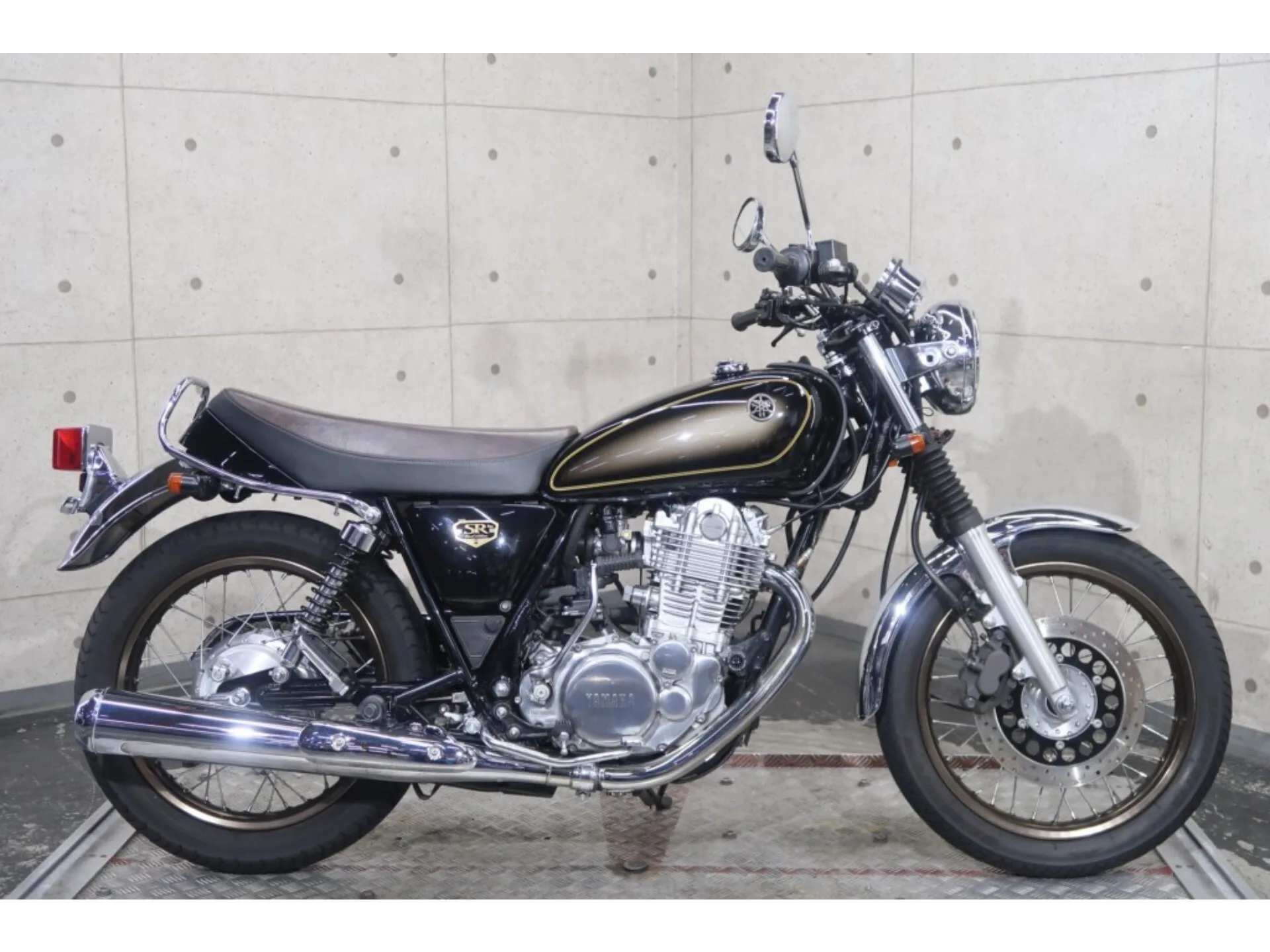 Yamaha SR400 FINAL ED с аукциона AUCNET, кадр 1