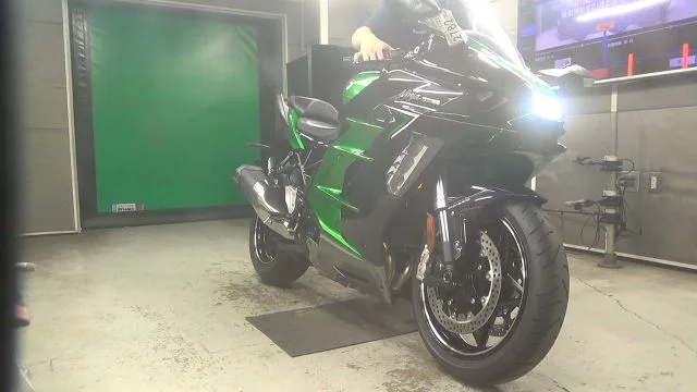 Kawasaki NINJA H2 SX SE 2022 года из Японии