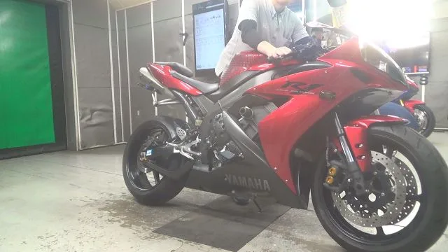 Yamaha YZF-R1 с аукциона BDS, кадр 1