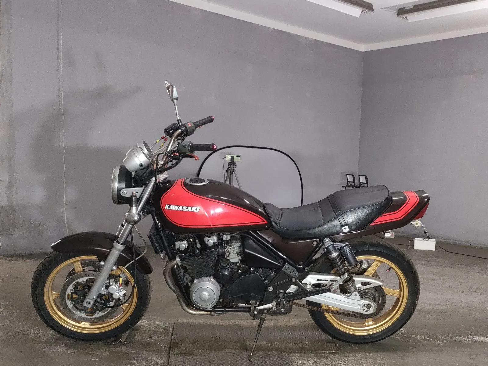 Kawasaki ZEPHYR400 с аукциона JBA, кадр 2