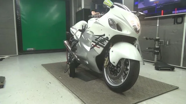 Suzuki GSX1300R HAYABUSA с аукциона BDS, кадр 1