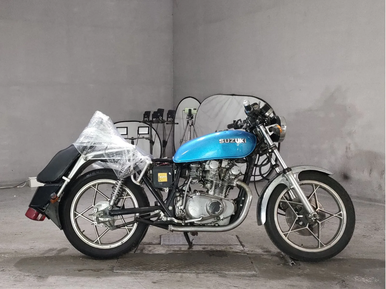 Suzuki GS400  года с японского аукциона JBA