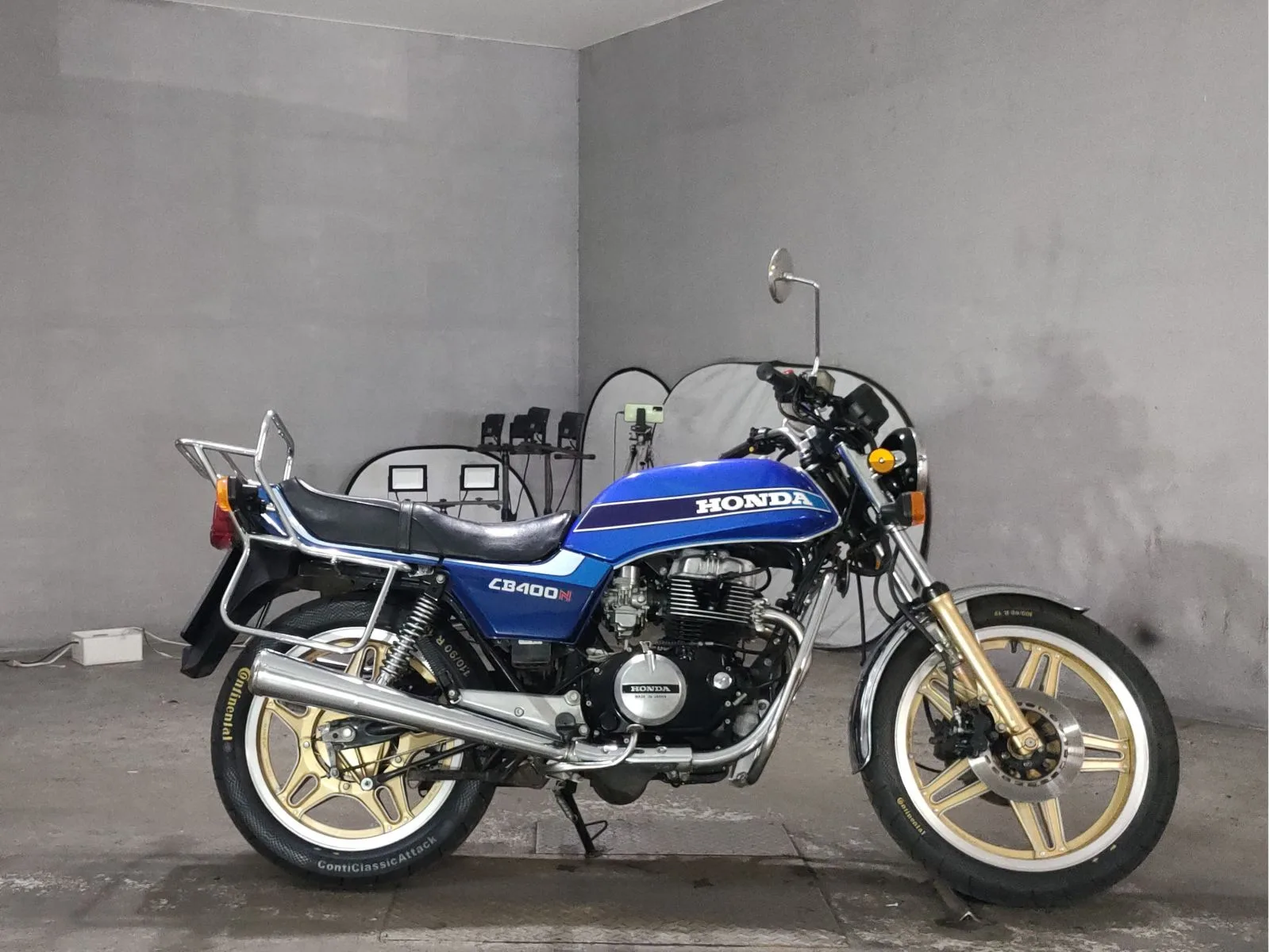 Honda CB400 года с японского аукциона JBA