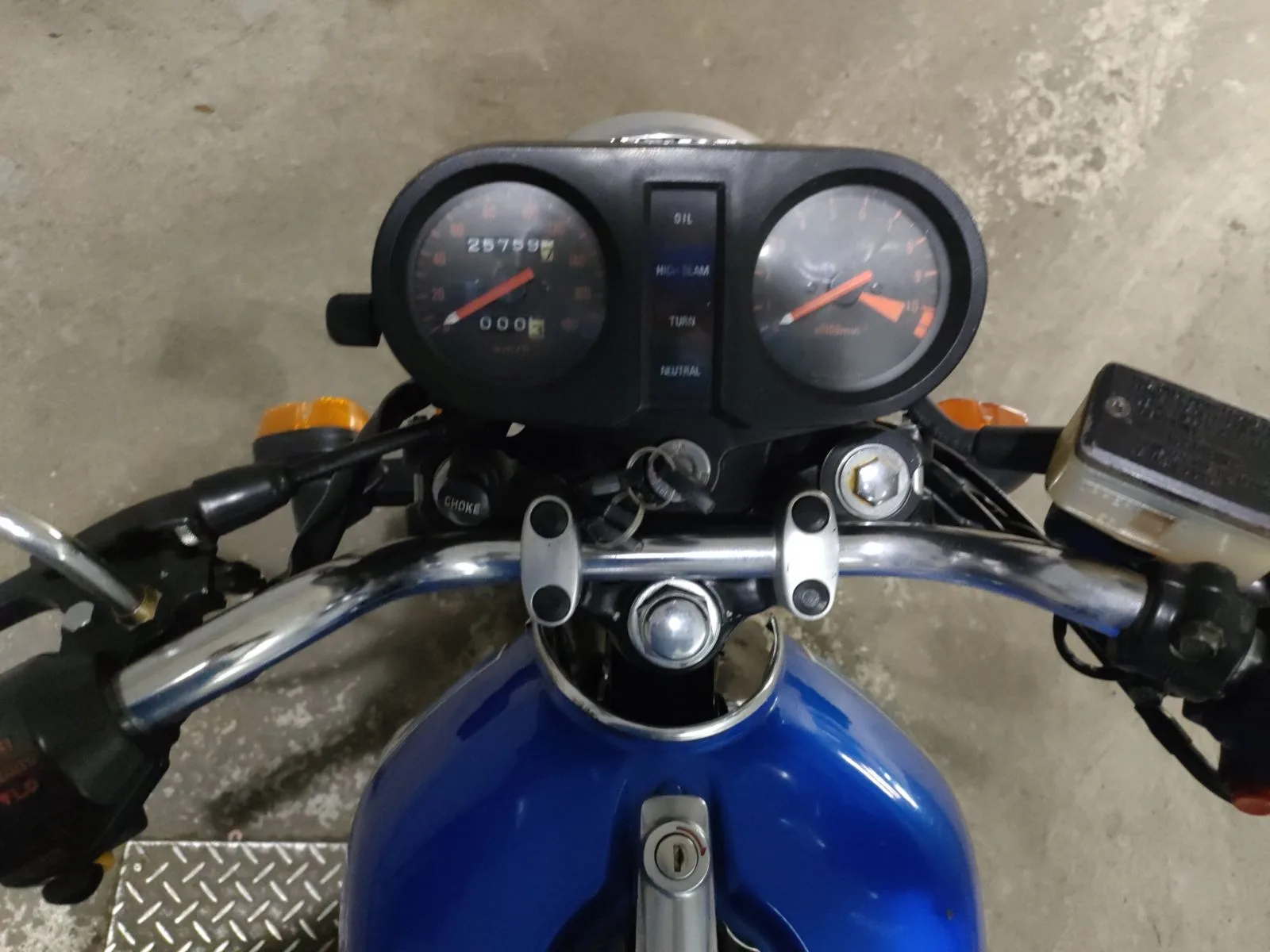 Honda CB400 с аукциона JBA, кадр 5