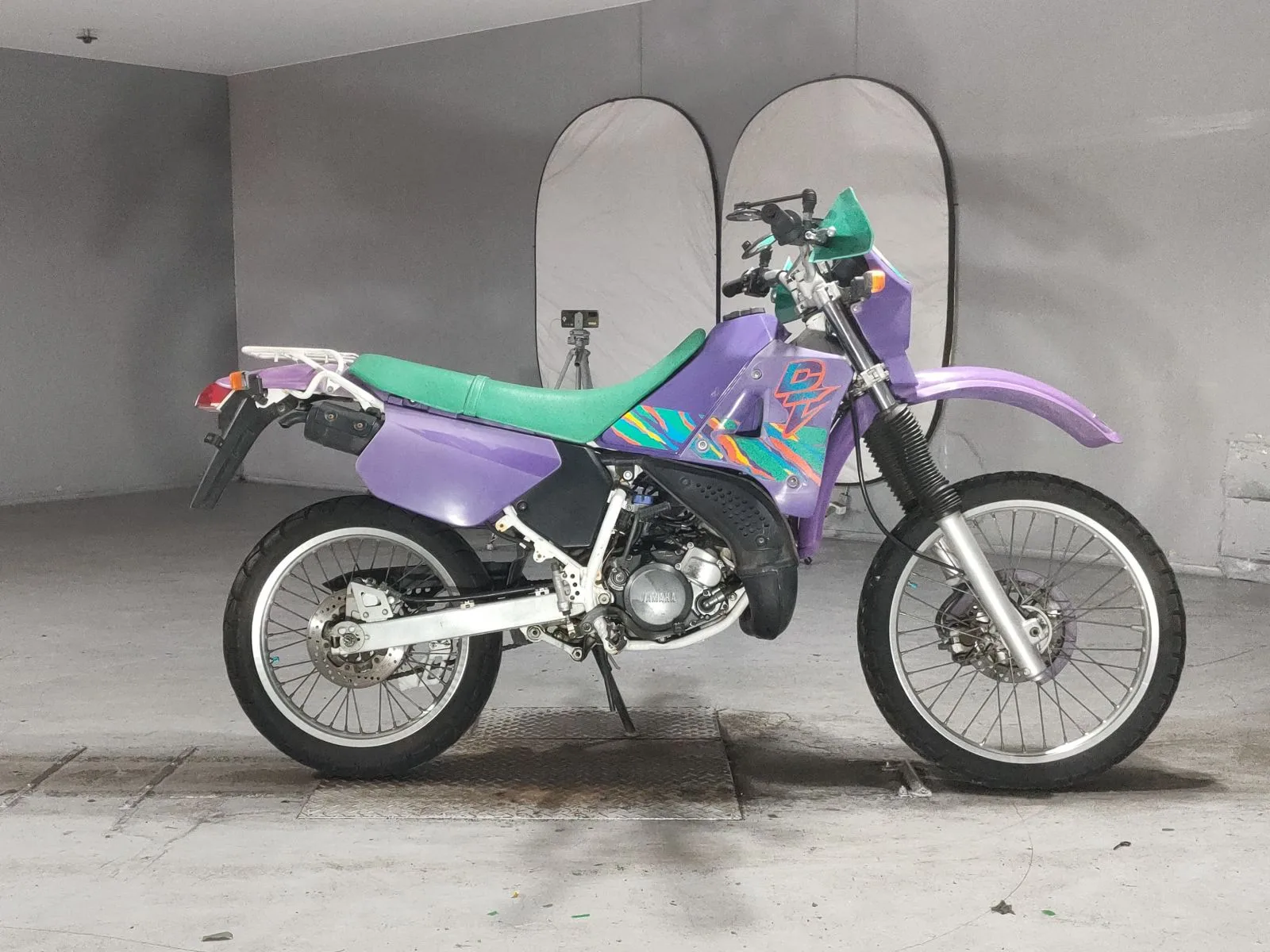 Yamaha DT125R года с японского аукциона JBA