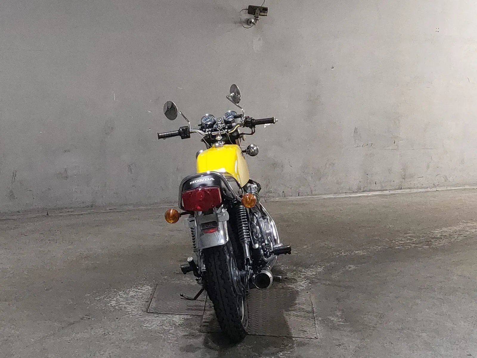 Honda CB400 с аукциона JBA, кадр 4