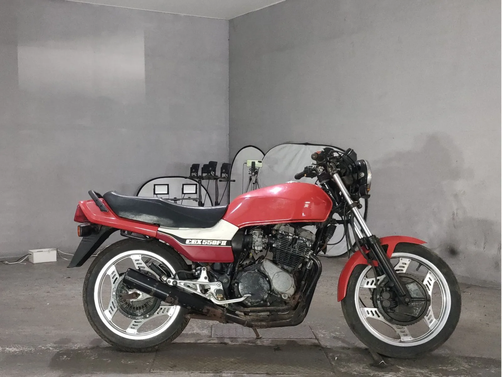 Honda CBX550  года с японского аукциона JBA