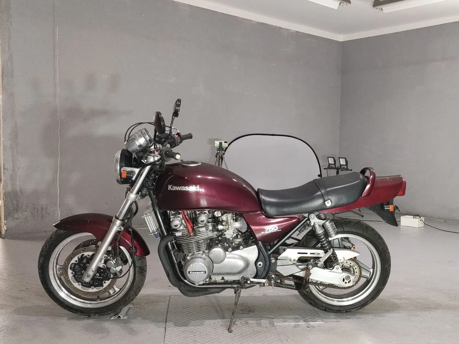 Kawasaki ZEPHYR750 с аукциона JBA, кадр 2