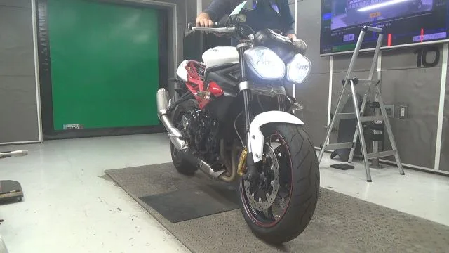 Triumph STREET TRIPLE R 2019 года из Японии